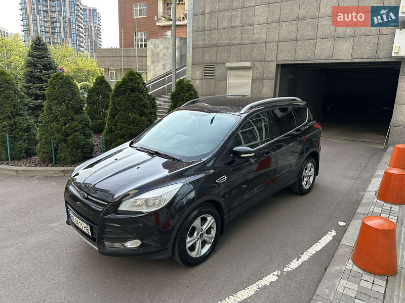 Внедорожник / Кроссовер Ford Kuga 2013 в Киеве