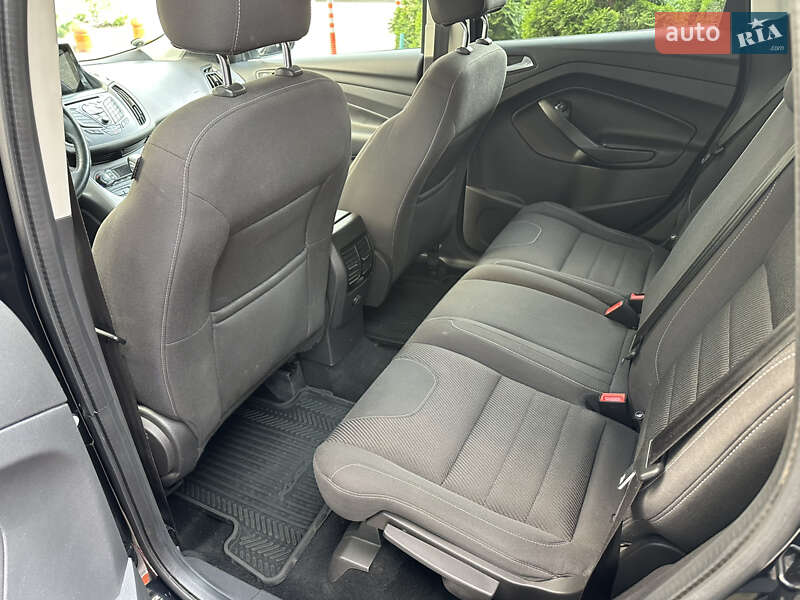 Внедорожник / Кроссовер Ford Kuga 2013 в Киеве
