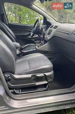 Внедорожник / Кроссовер Ford Kuga 2011 в 