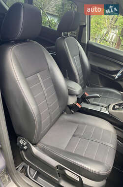 Внедорожник / Кроссовер Ford Kuga 2011 в 