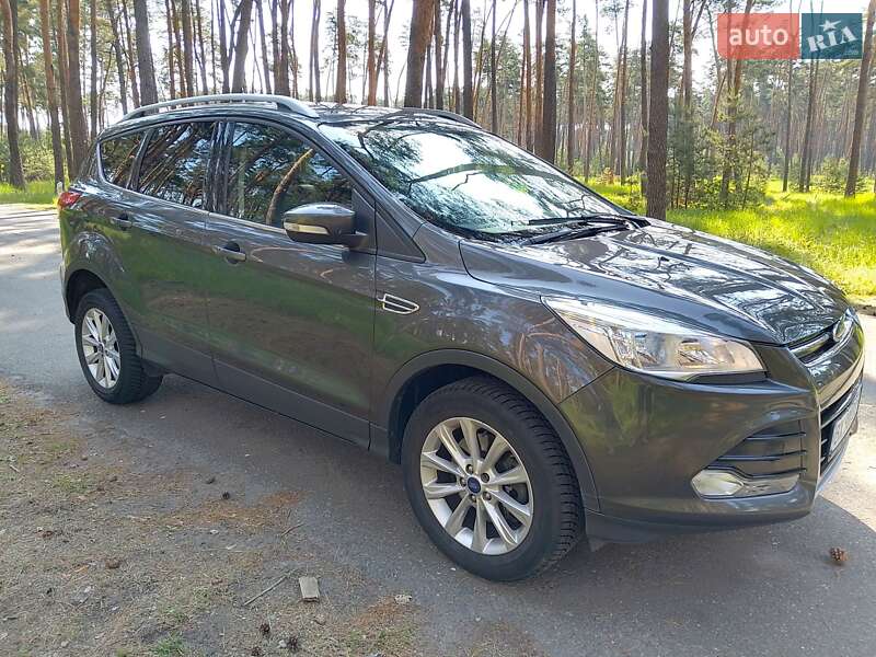 Внедорожник / Кроссовер Ford Kuga 2016 в Каменке
