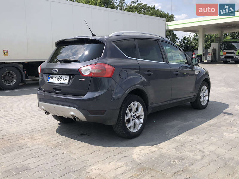 Внедорожник / Кроссовер Ford Kuga 2011 в Ровно