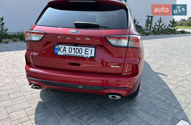 Внедорожник / Кроссовер Ford Kuga 2022 в 