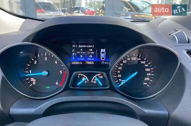 Внедорожник / Кроссовер Ford Kuga 2019 в 