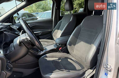Внедорожник / Кроссовер Ford Kuga 2018 в 