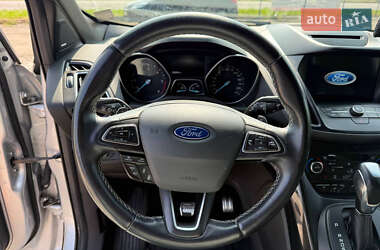 Внедорожник / Кроссовер Ford Kuga 2018 в 