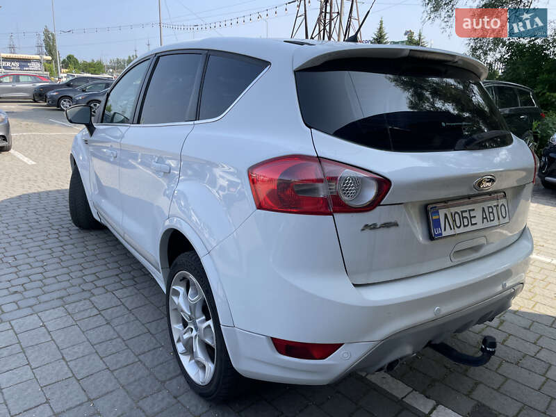 Внедорожник / Кроссовер Ford Kuga 2011 в Львове