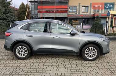 Позашляховик / Кросовер Ford Kuga 2020 в Береговому
