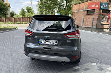 Внедорожник / Кроссовер Ford Kuga 2016 в 