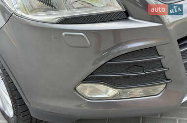 Внедорожник / Кроссовер Ford Kuga 2016 в 
