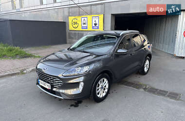 Ford Kuga 2021