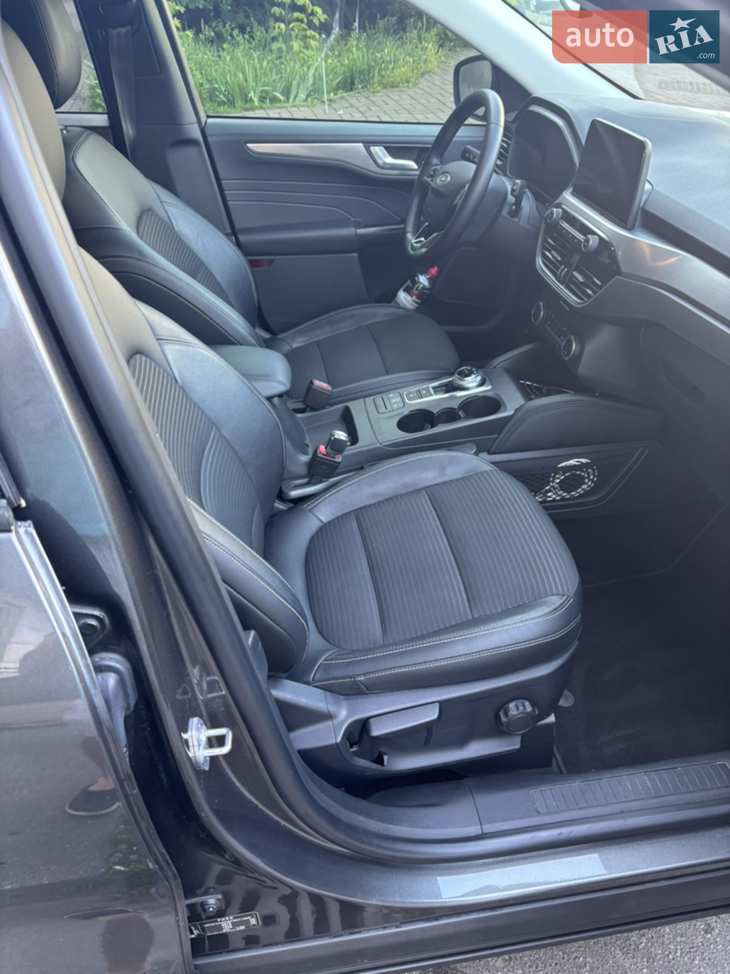 2021 Ford Kuga - мініатюра 20
