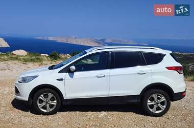 Внедорожник / Кроссовер Ford Kuga 2014 в Рокитном