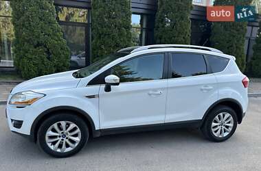 Внедорожник / Кроссовер Ford Kuga 2011 в 