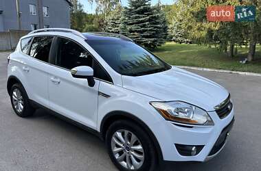 Внедорожник / Кроссовер Ford Kuga 2011 в 