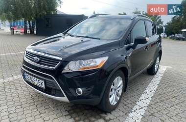 Внедорожник / Кроссовер Ford Kuga 2012 в Черновцах