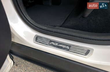 Внедорожник / Кроссовер Ford Kuga 2019 в 