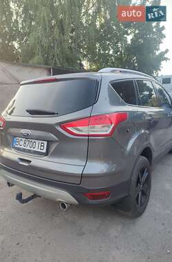 Внедорожник / Кроссовер Ford Kuga 2013 в 