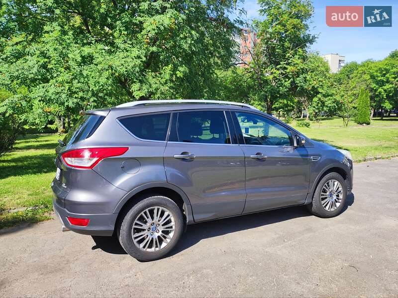 Позашляховик / Кросовер Ford Kuga 2014 в Рівному