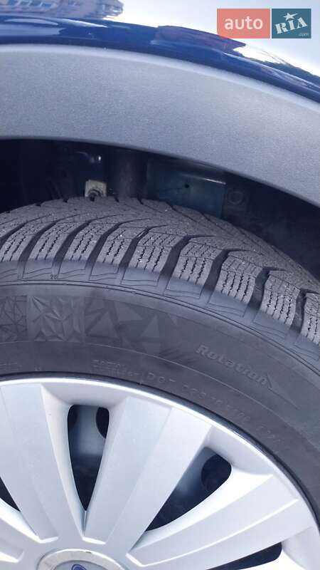 Внедорожник / Кроссовер Ford Kuga 2014 в Тернополе