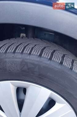 Внедорожник / Кроссовер Ford Kuga 2014 в 