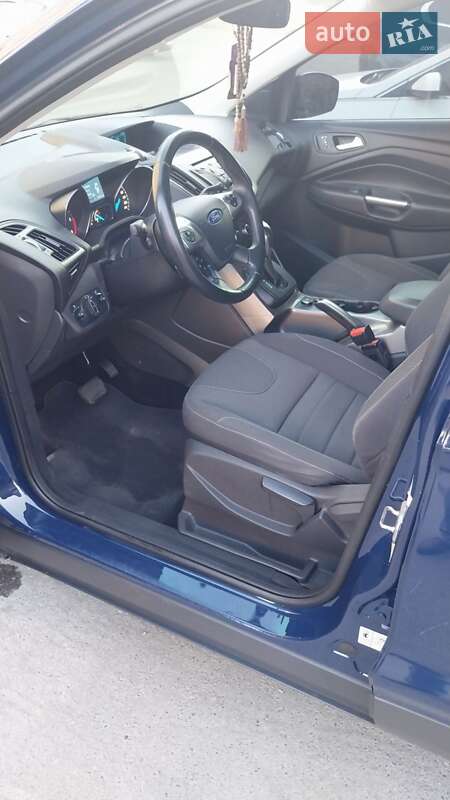 Внедорожник / Кроссовер Ford Kuga 2014 в Тернополе