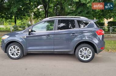 Внедорожник / Кроссовер Ford Kuga 2011 в 