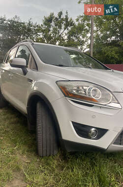 Внедорожник / Кроссовер Ford Kuga 2012 в 