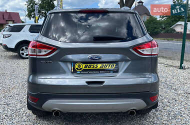 Внедорожник / Кроссовер Ford Kuga 2013 в 