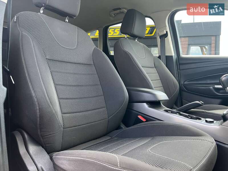 Внедорожник / Кроссовер Ford Kuga 2013 в Коломые