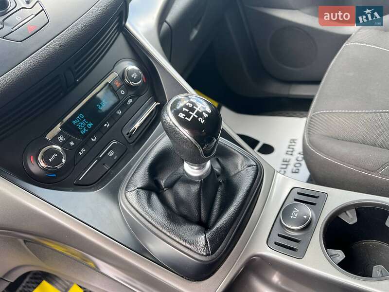 Внедорожник / Кроссовер Ford Kuga 2013 в Коломые