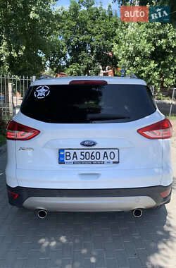 Внедорожник / Кроссовер Ford Kuga 2013 в 