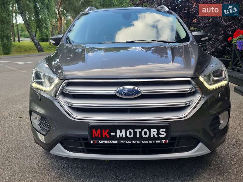 Позашляховик / Кросовер Ford Kuga 2019 в Києві
