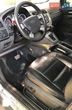 Внедорожник / Кроссовер Ford Kuga 2009 в 