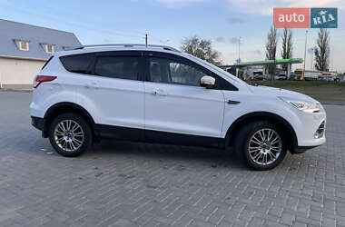 Внедорожник / Кроссовер Ford Kuga 2013 в 