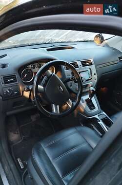 Внедорожник / Кроссовер Ford Kuga 2012 в 