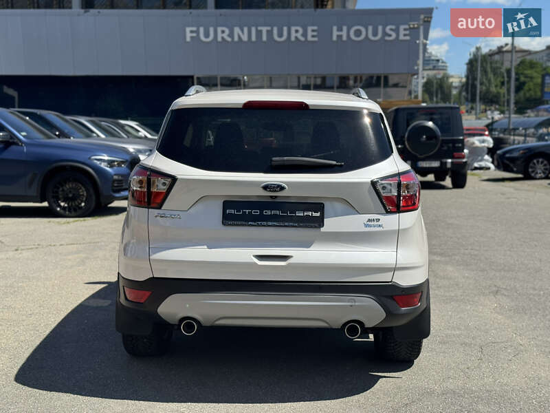 Внедорожник / Кроссовер Ford Kuga 2019 в Киеве