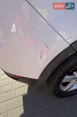Внедорожник / Кроссовер Ford Kuga 2012 в 