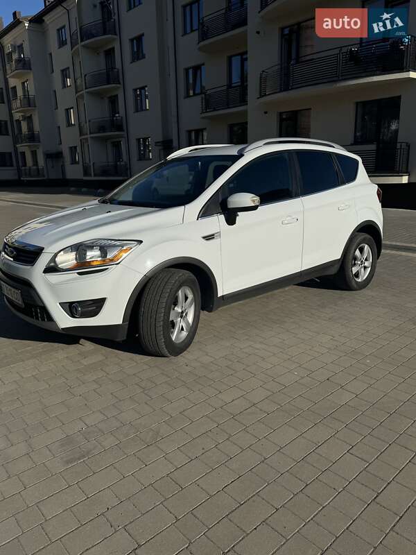 Внедорожник / Кроссовер Ford Kuga 2012 в Коломые