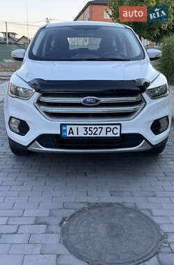 Внедорожник / Кроссовер Ford Kuga 2017 в Киеве