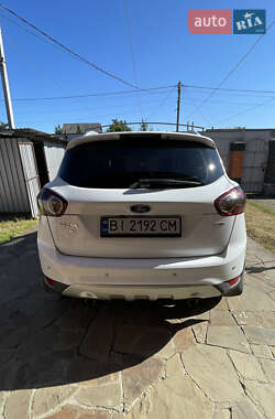 Внедорожник / Кроссовер Ford Kuga 2010 в 