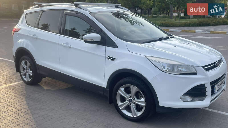 Позашляховик / Кросовер Ford Kuga 2013 в Бучі