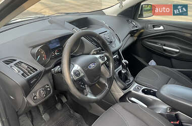 Внедорожник / Кроссовер Ford Kuga 2013 в 