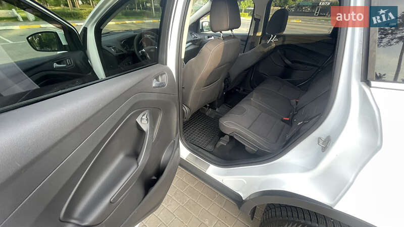 Позашляховик / Кросовер Ford Kuga 2013 в Бучі