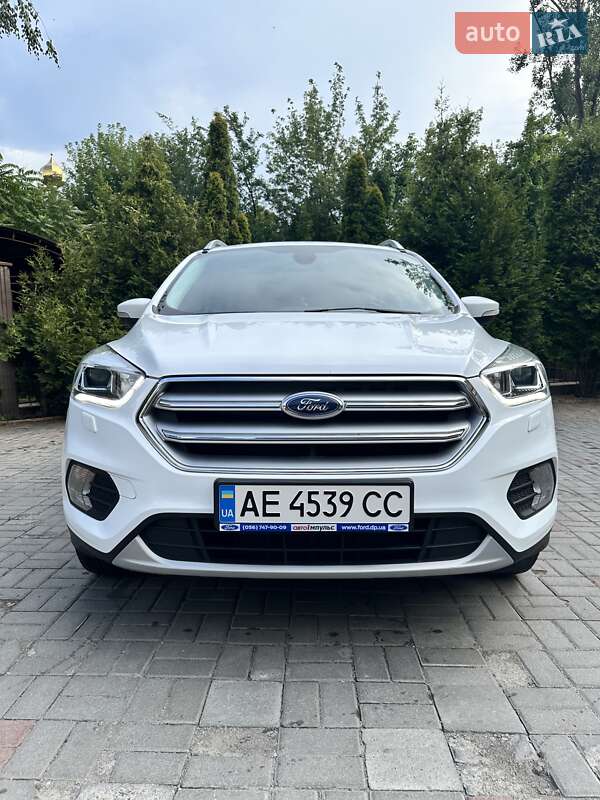 Внедорожник / Кроссовер Ford Kuga 2019 в Днепре