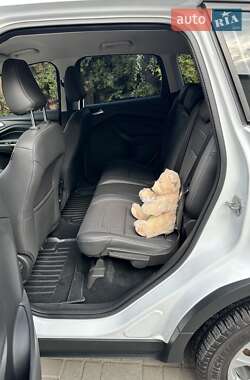Внедорожник / Кроссовер Ford Kuga 2019 в 