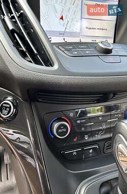 Внедорожник / Кроссовер Ford Kuga 2019 в 