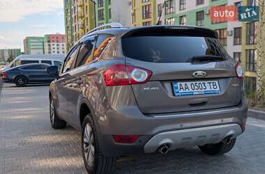 Внедорожник / Кроссовер Ford Kuga 2012 в 