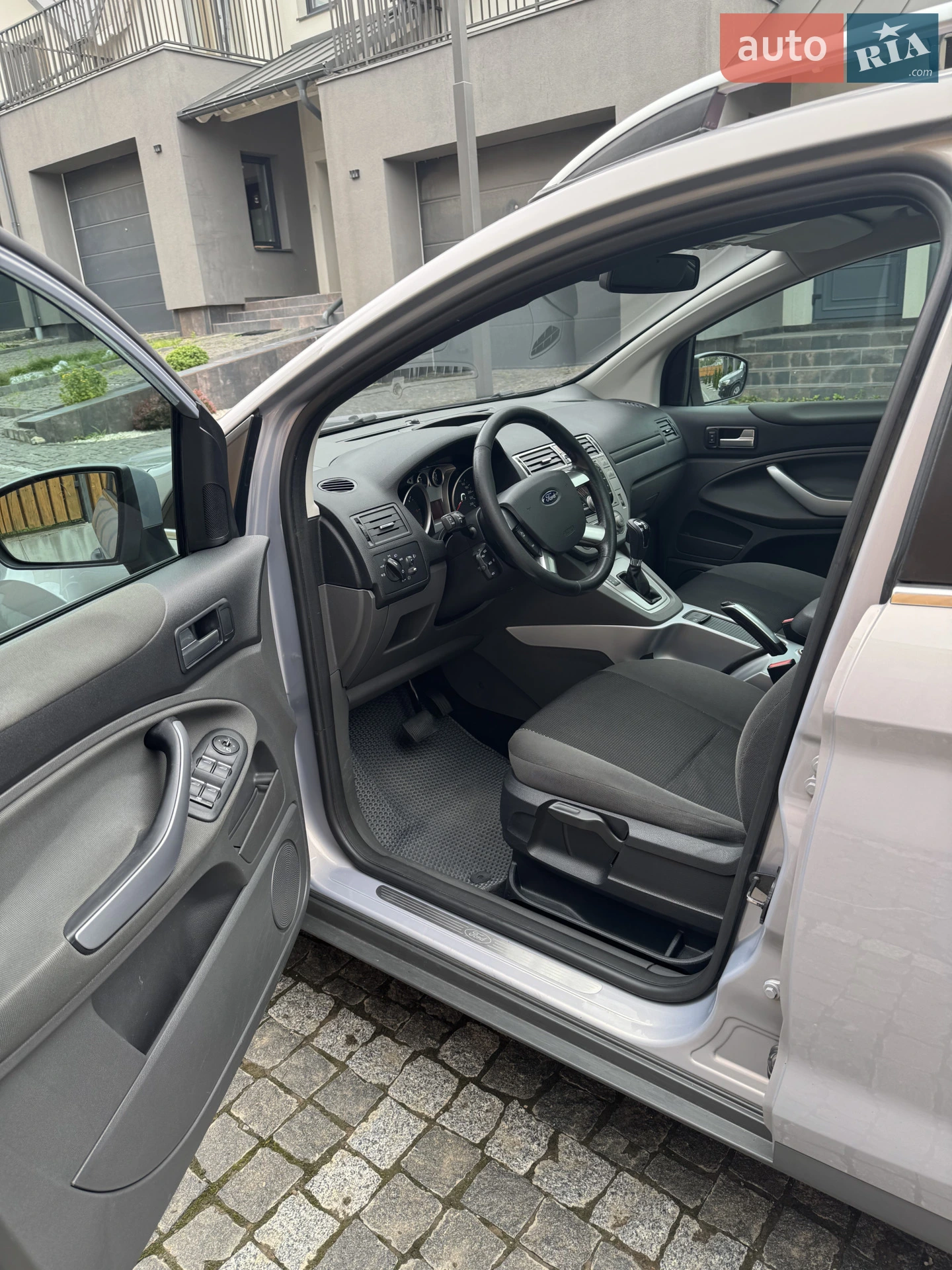 2012 Ford Kuga - мініатюра 9