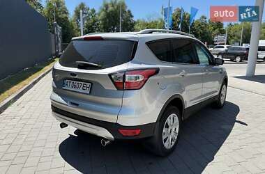 Внедорожник / Кроссовер Ford Kuga 2019 в 
